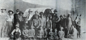 Lyons wagon crew